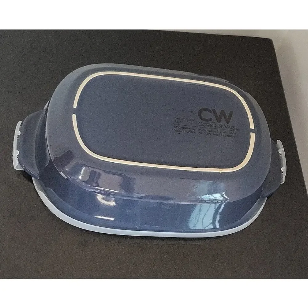 Corning Ware Nautical Navy Blue and White Baking Dish with Plastic Lid 1.5 Qt